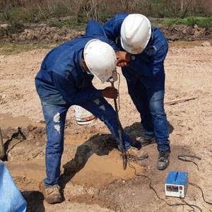 tension del suelo con penetrometro de celda